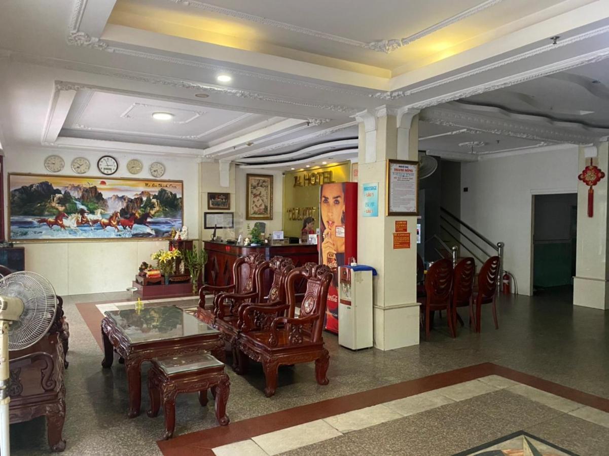 Khach San Thanh Hong Хошимин Экстерьер фото